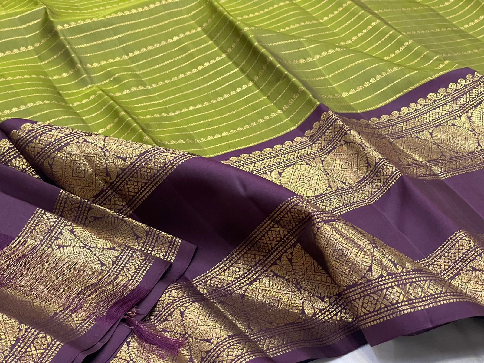 Classic Olive Green & Jam Purple 2gm Zari Elegance Kanchipuram Handloom Silk Saree SS24258