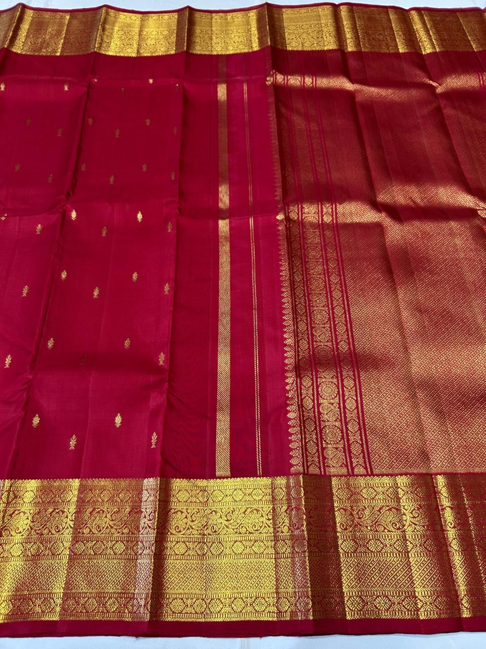 Classic Cherry Red Elegance Kanchipuram Handloom Silk Saree SS24389