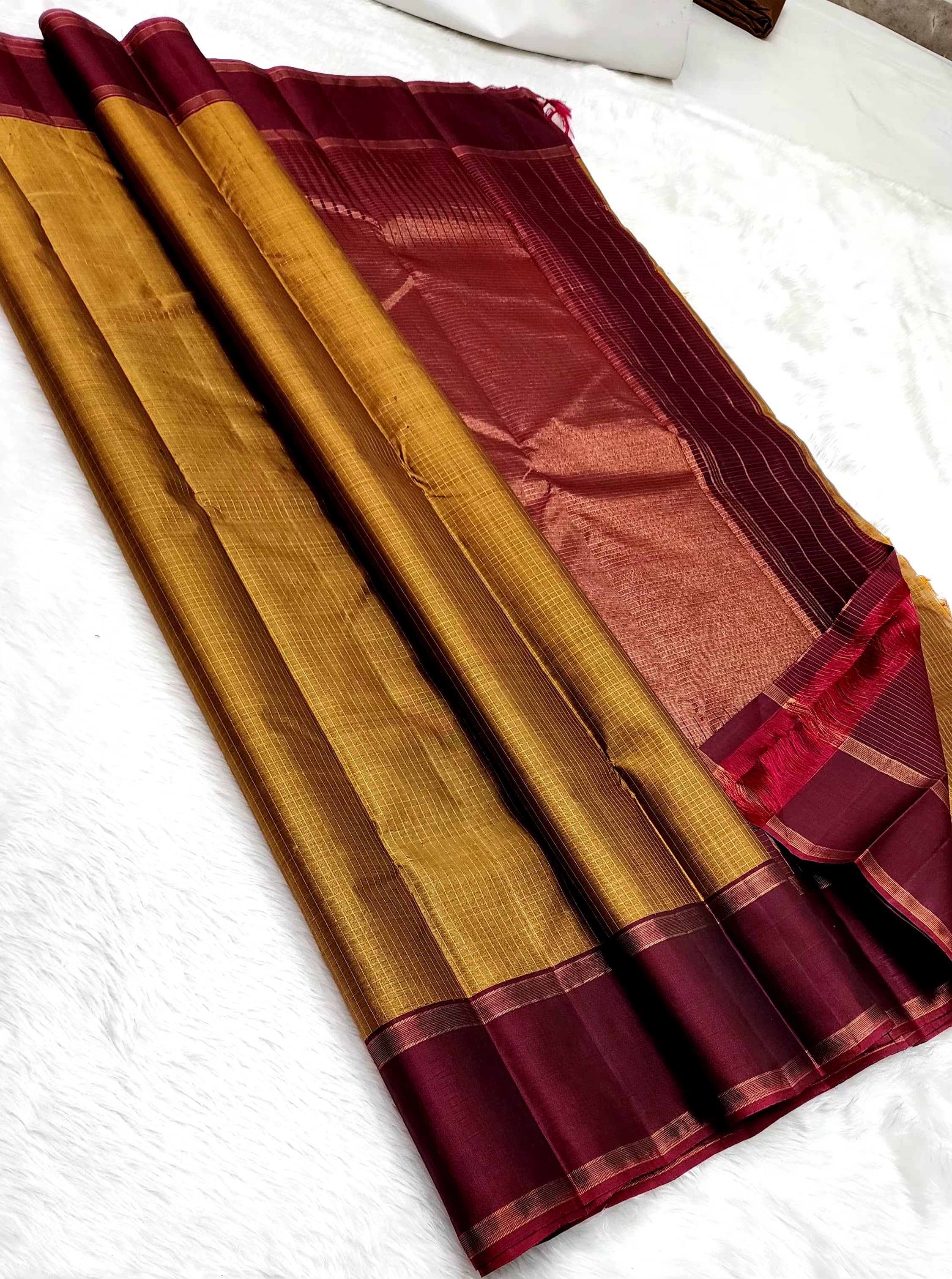 Classic Mustard & Barn Red 1gm Zari Elegance Kanchipuram Handloom Silk Saree SS25208