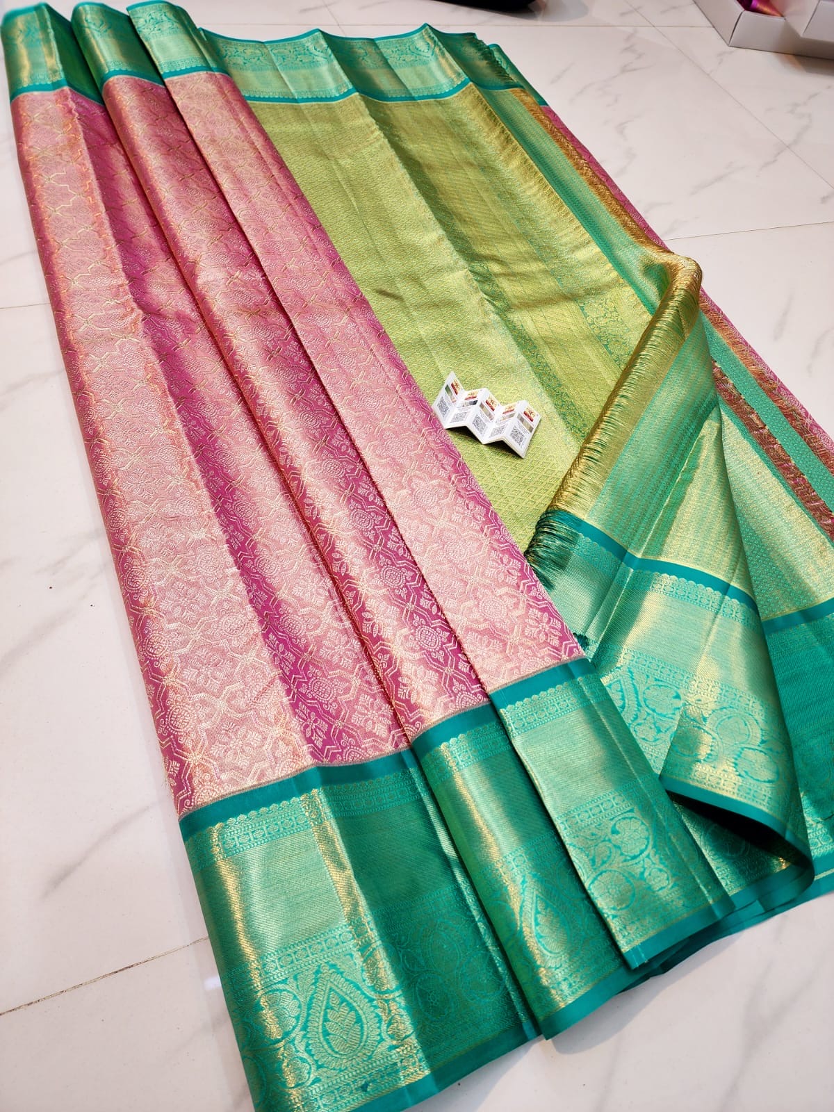 Classic Baby Pink & Teal Green Bridal Elegance Kanchipuram Handloom Silk Saree SS25707