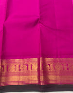 Load image into Gallery viewer, Classic Dreamy White &amp; Floral Pink 2gm Zari Elegance Kanchipuram Handloom Silk Saree SS27175
