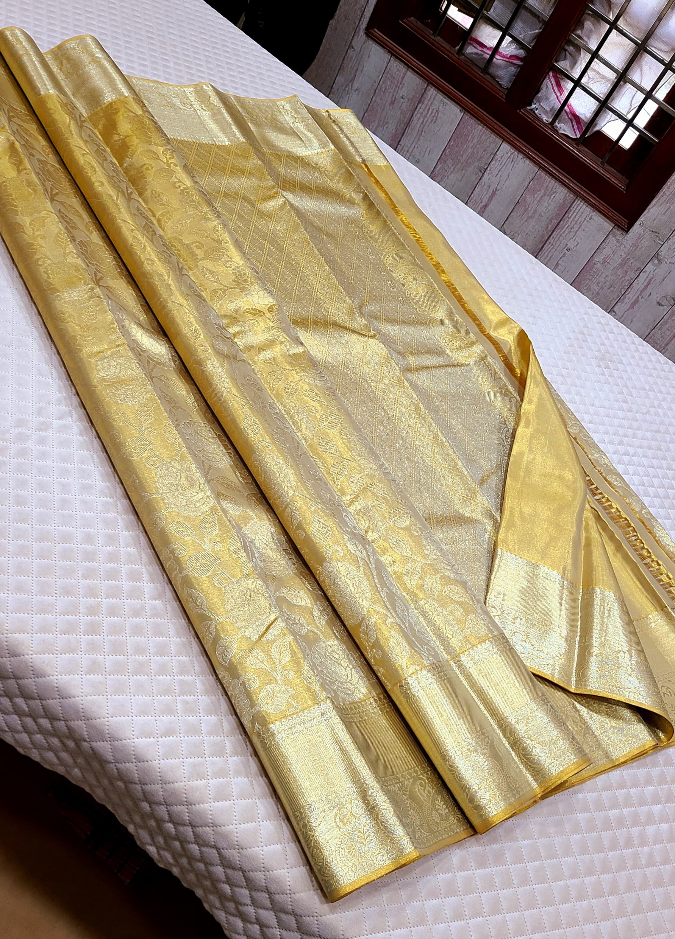 Classic Pastel Gold 1gm Zari Bridal Tissue Elegance Kanchipuram Handloom Silk Saree SS26352