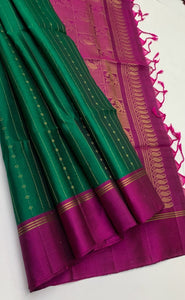 Classic Emerald Green & Hot Pink Elegance Handloom Soft Silk Saree SS24573