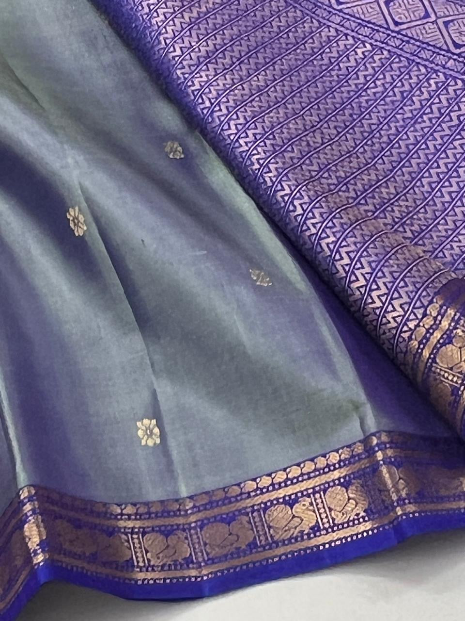Classic Silver Grey Double Toned & Royal Blue 2gm Zari Kanchipuram Handloom Silk Saree SS26390