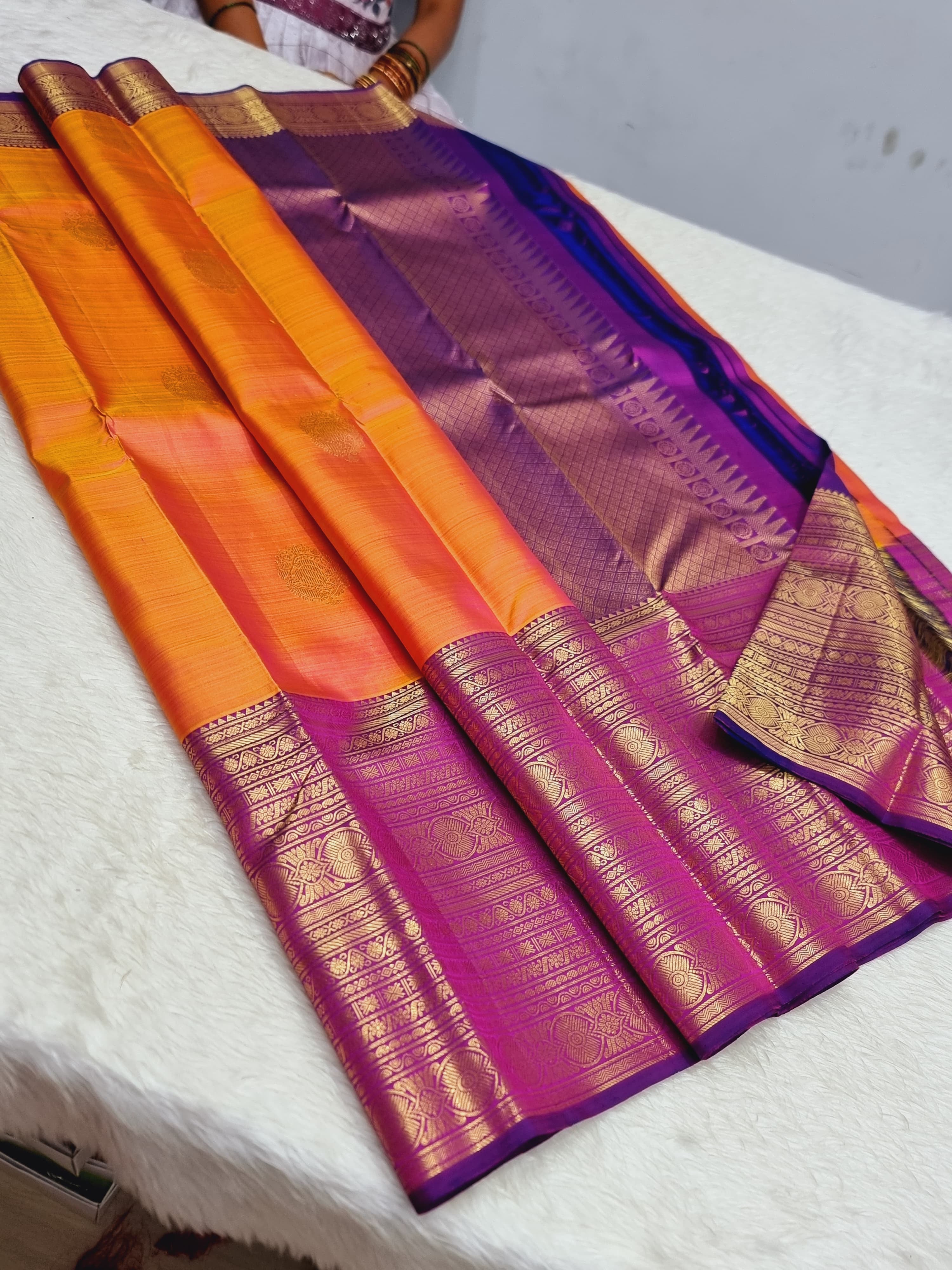 Classic Orange & Fuchsia Purple 1gm Zari Elegance Kanchipuram Handloom Silk Saree SS24343