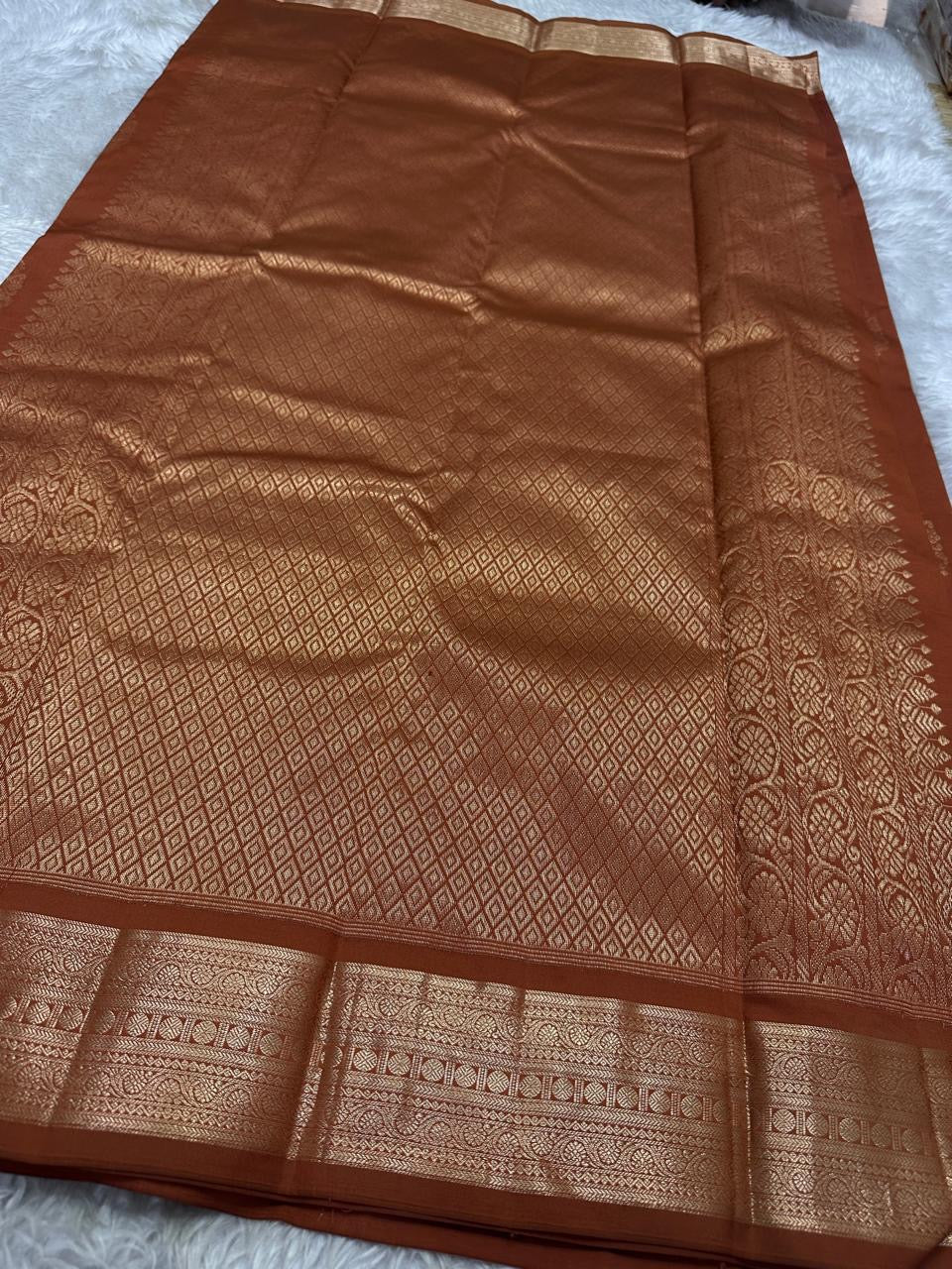 Classic Caramel Brown Kanchipuram Handloom Silk Saree SS26079