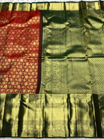 Load image into Gallery viewer, Classic Cherry Red &amp; Deep Green 2gm Zari Bridal Elegance Kanchipuram Handloom Silk Saree SS25357
