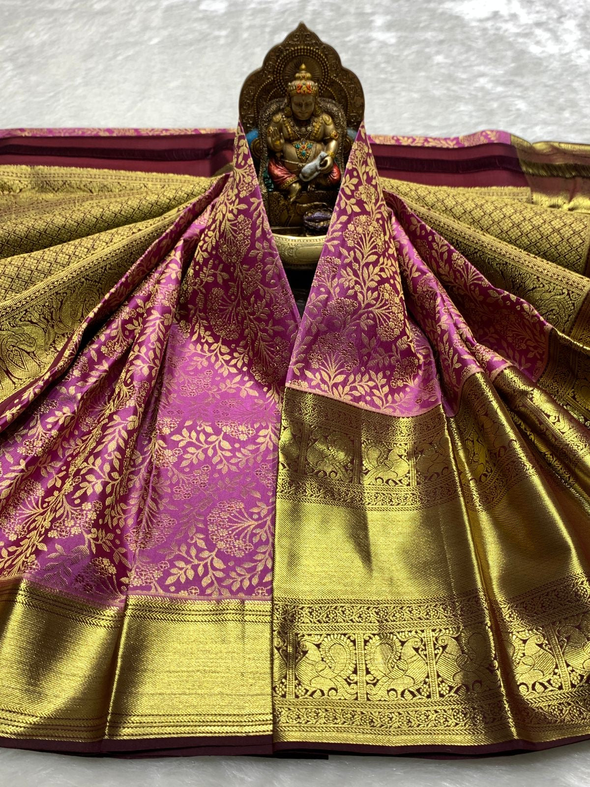Classic Onion Pink & Mahogany Red 2gm Zari Kanchipuram Handloom Silk Saree SS26002