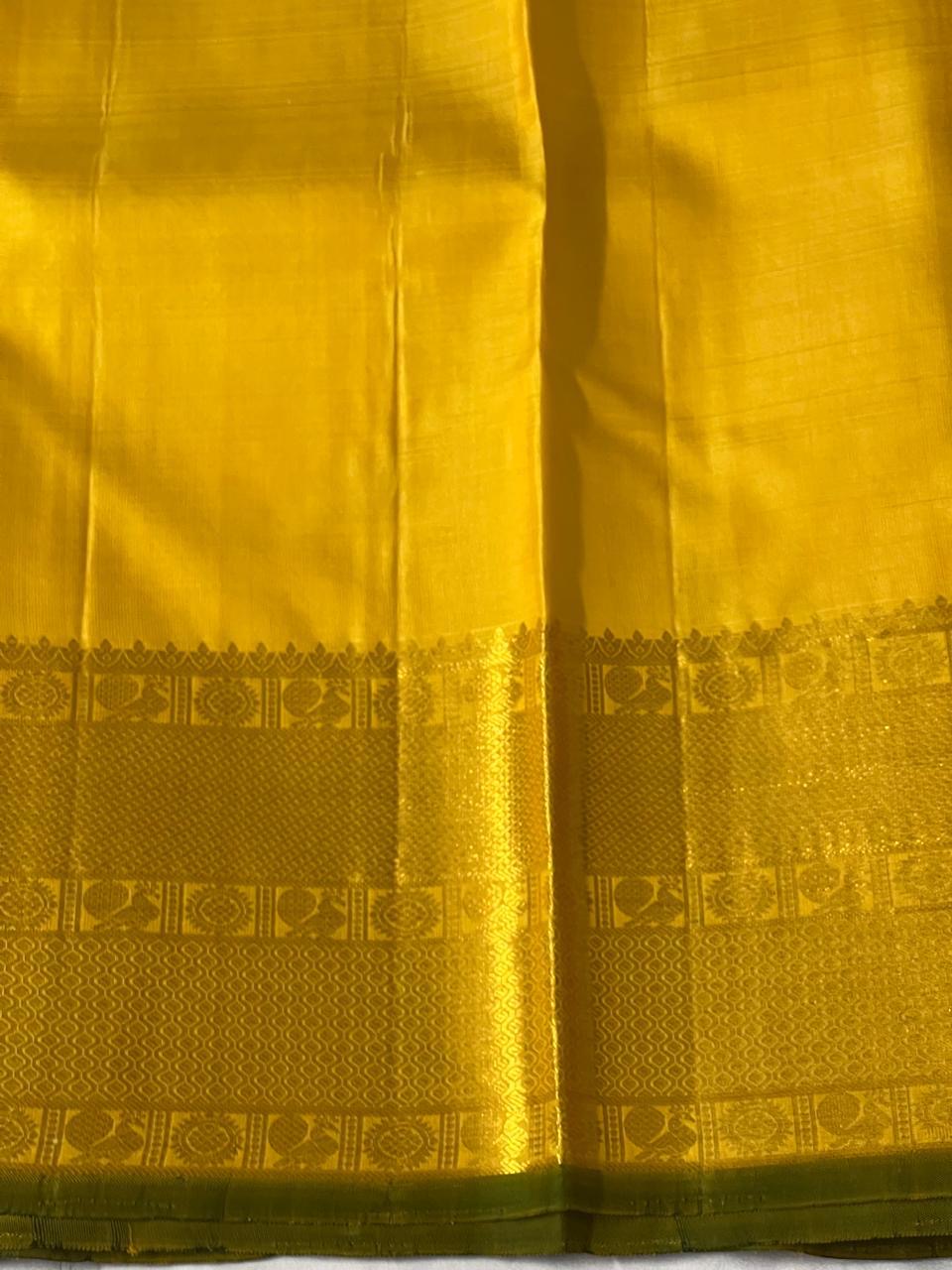 Classic Sunny Yellow 2gm Zari Bridal Elegance Kanchipuram Handloom Silk Saree SS24600