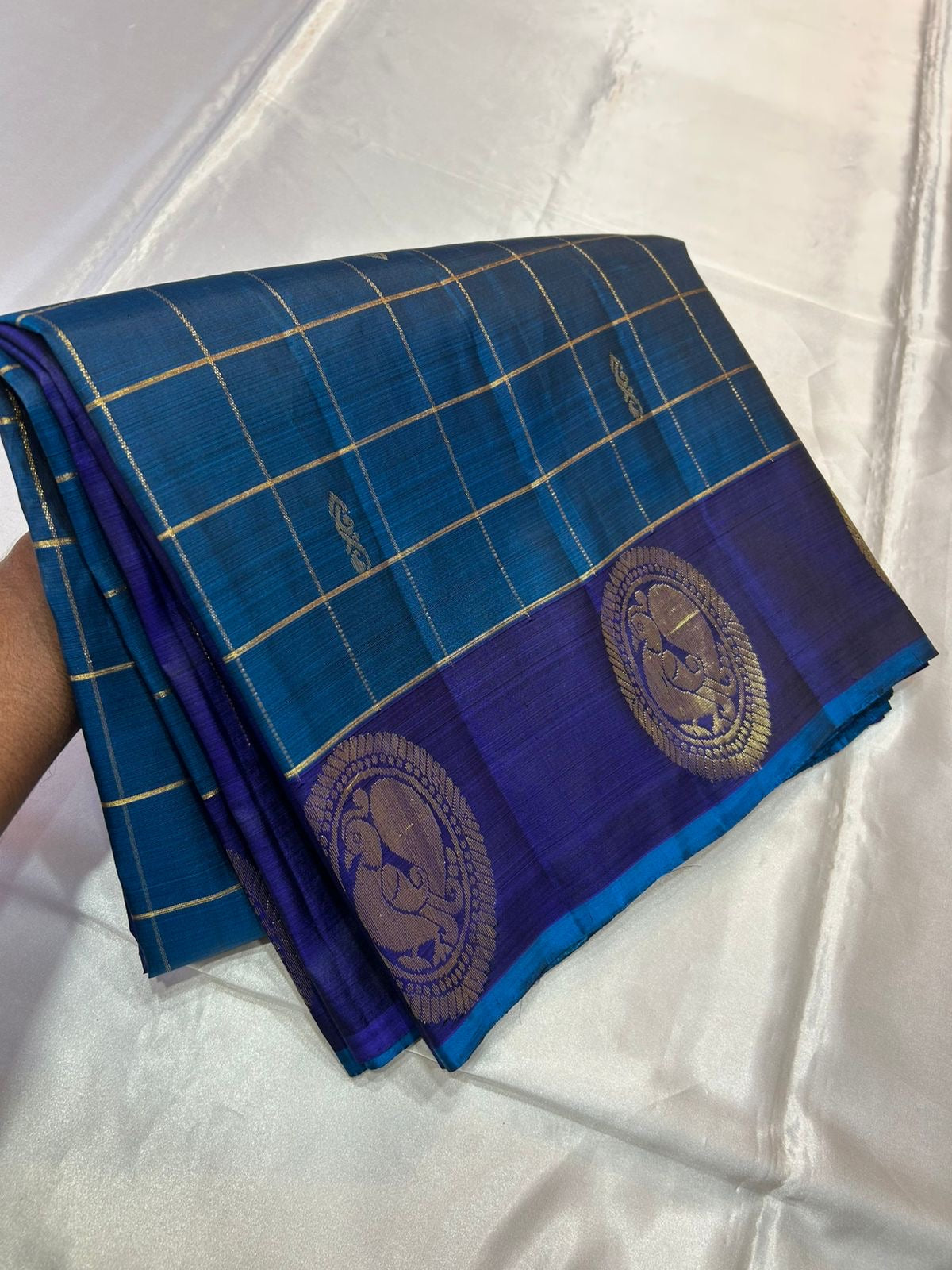 Classic Prussian Blue & Navy Blue Elegance Kanchipuram Handloom Silk Saree SS23788