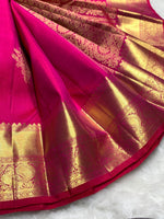 Load image into Gallery viewer, Classic Pinkish Magenta Elegance Kanchipuram Handloom Silk Saree SS25434
