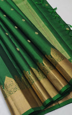 Load image into Gallery viewer, Classic Forest Green Elegance Handloom Soft Silk Saree SS24468
