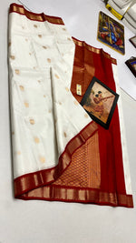 Load image into Gallery viewer, Classic White &amp; Chilli Red Korvai Elegance Kanchipuram Handloom Silk Saree SS27120
