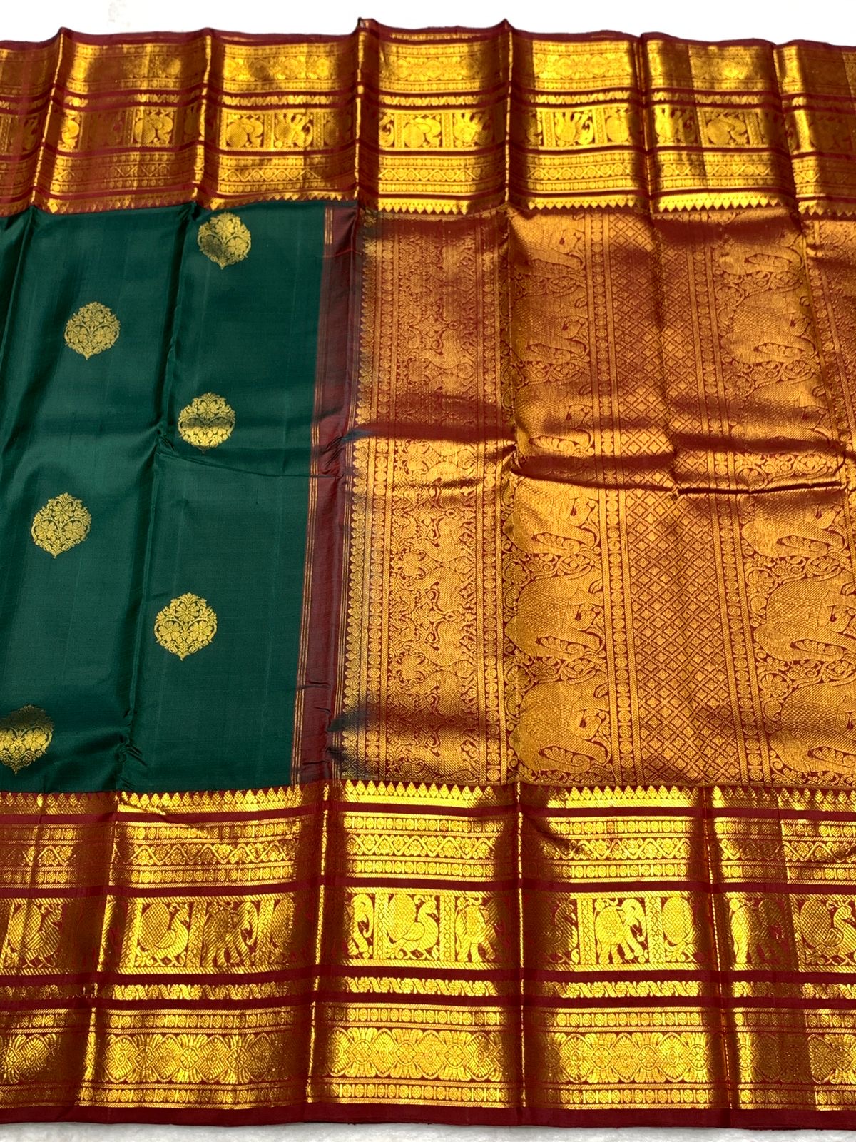 Classic Bottle Green & Brick Red 2gm Zari Bridal Elegance Kanchipuram Handloom Silk Saree SS25277