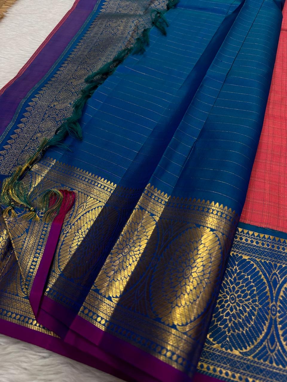 Classic Salmon Pink & Cobalt Blue 2gm Zari Elegance Kanchipuram Handloom Silk Saree SS23740