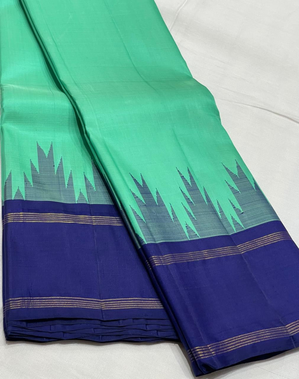 Classic Aqua & Royal Blue 1gm Zari Korvai Bridal Elegance Kanchipuram Handloom Silk Saree SS23633