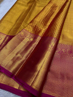 Load image into Gallery viewer, Classic Gold &amp; Deep Pink Bridal Elegance Kanchipuram Handloom Silk Saree SS23612
