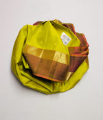 Load image into Gallery viewer, Classic Neon Green &amp; Dusky Rose Double Warp Handloom Soft Silk Saree SS27847
