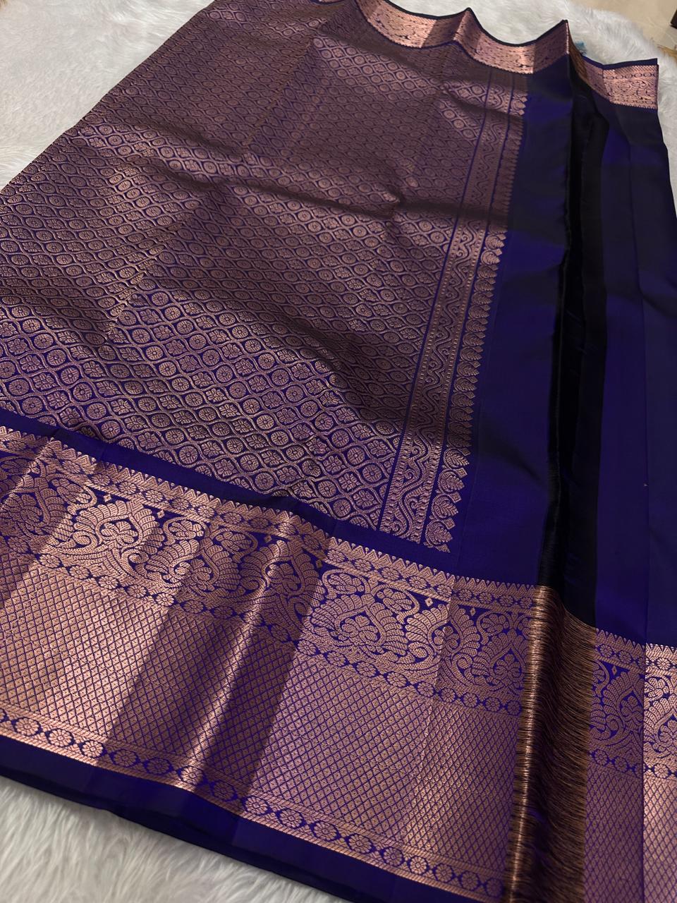 Classic Midnight Blue  Kanchipuram Handloom Silk Saree SS26388