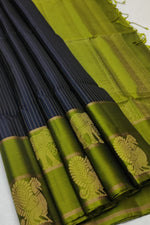 Load image into Gallery viewer, Classic Slate Blue &amp; Olive Green Double Warp Elegance Handloom Soft Silk Saree SS26744
