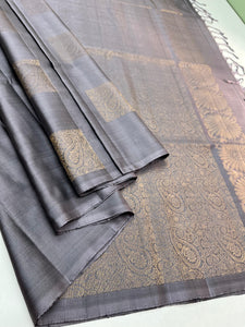 Classic Silver Grey Elegance Handloom Soft Silk Saree SS24151