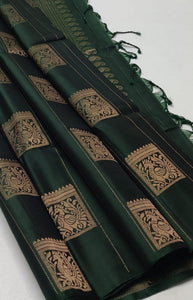 Classic Bottle Green Elegance Handloom Soft Silk Saree SS23953