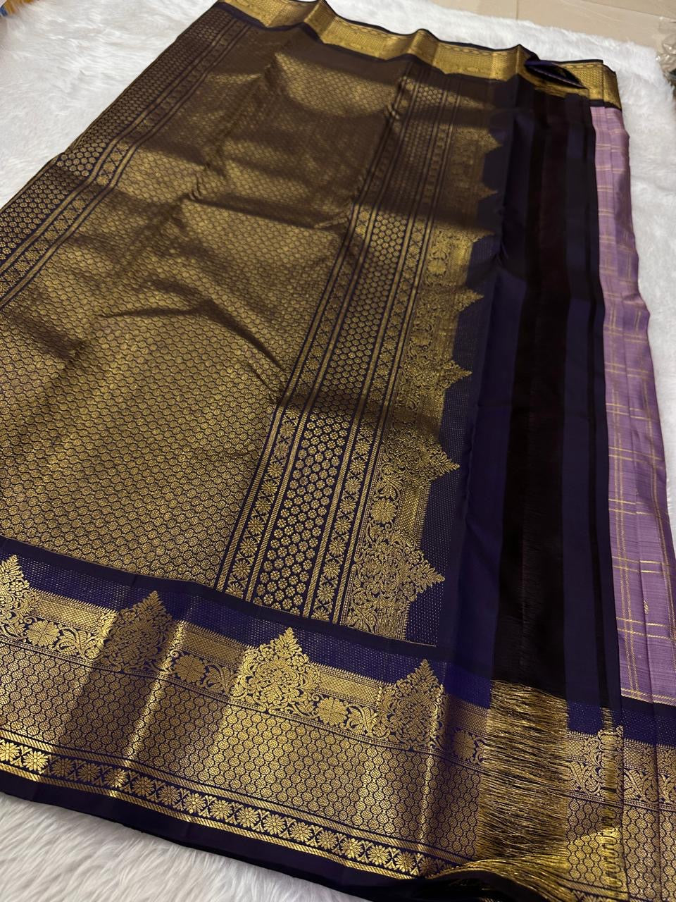 Classic Lavender & Navy Blue Elegance Kanchipuram Handloom Silk Saree SS23674