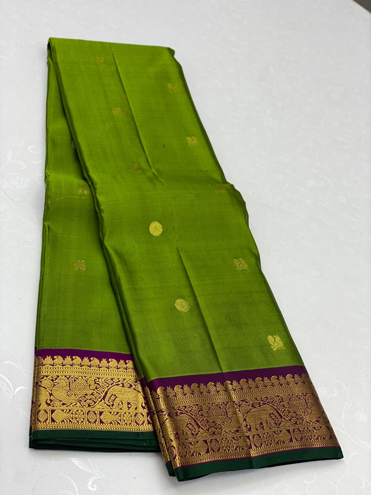 Classic Spring Green & Deep Fuchsia Pink 2gm Zari Elegance Kanchipuram Handloom Silk Saree SS23755