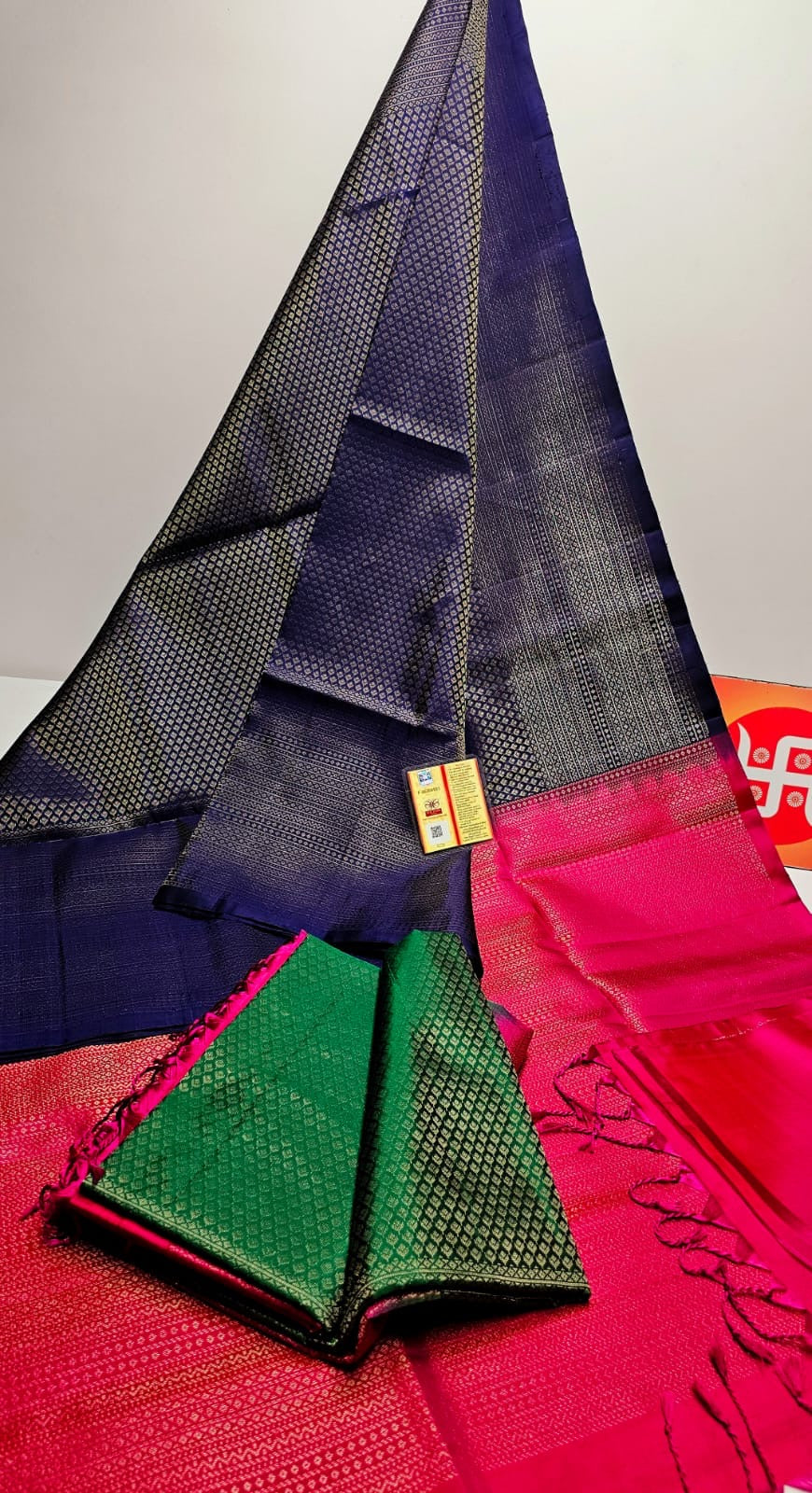 Classic Navy Blue & Pink Double Warp Elegance Soft Silk Saree SS24229