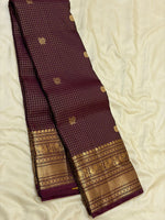 Load image into Gallery viewer, Classic Plum 1gm Zari Vaira Oosi Kanchipuram Handloom Silk Saree SS26653
