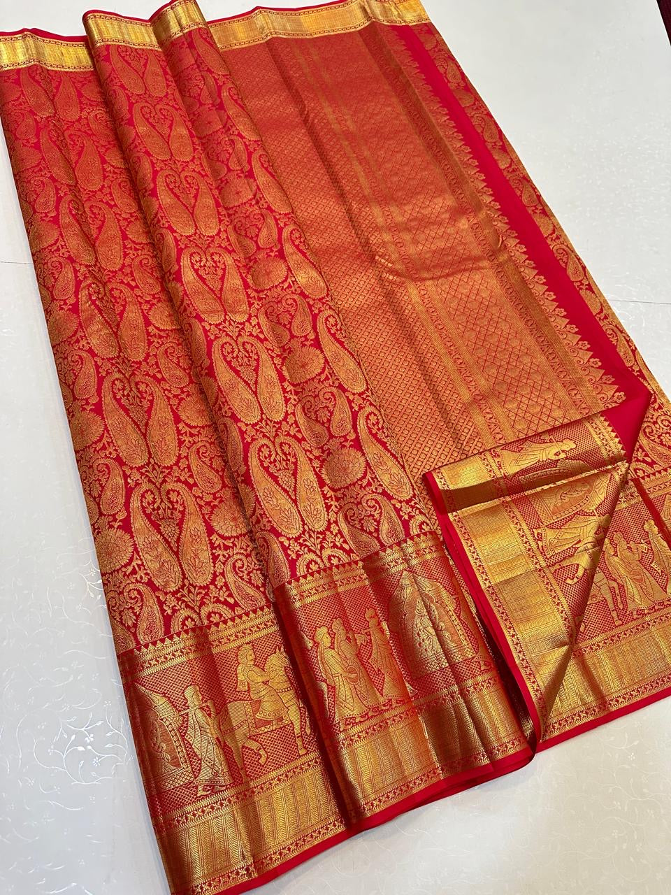 Classic Crimson Red Elegance Kanchipuram Handloom Silk Saree SS24688