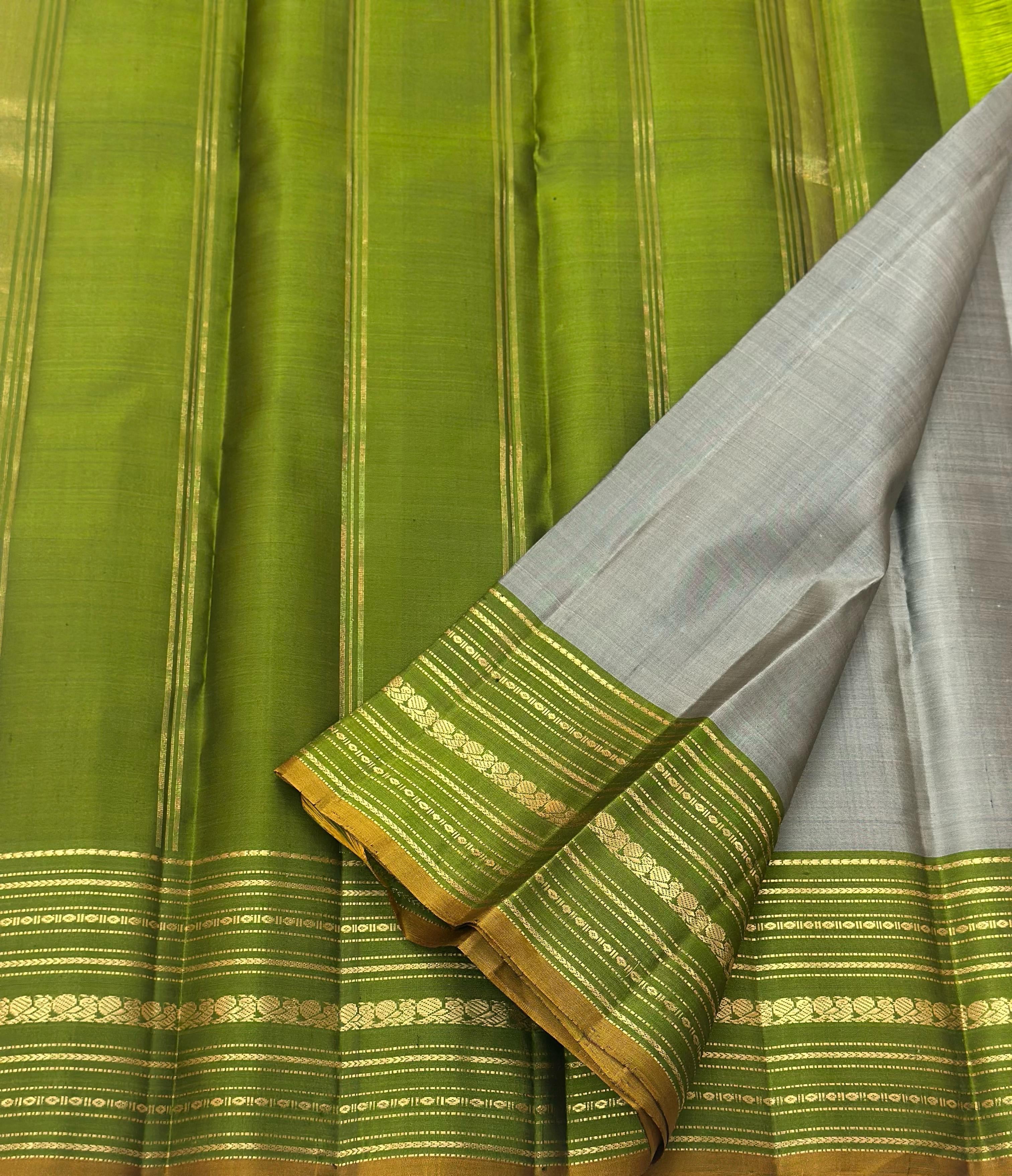 Classic Grey & Olive Green 1gm Zari Elegance Kanchipuram Handloom Silk Saree SS24760