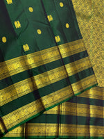 Load image into Gallery viewer, Classic Pine Green Long Border Vintage Elegance Kanchipuram Handloom Silk Saree SS27186

