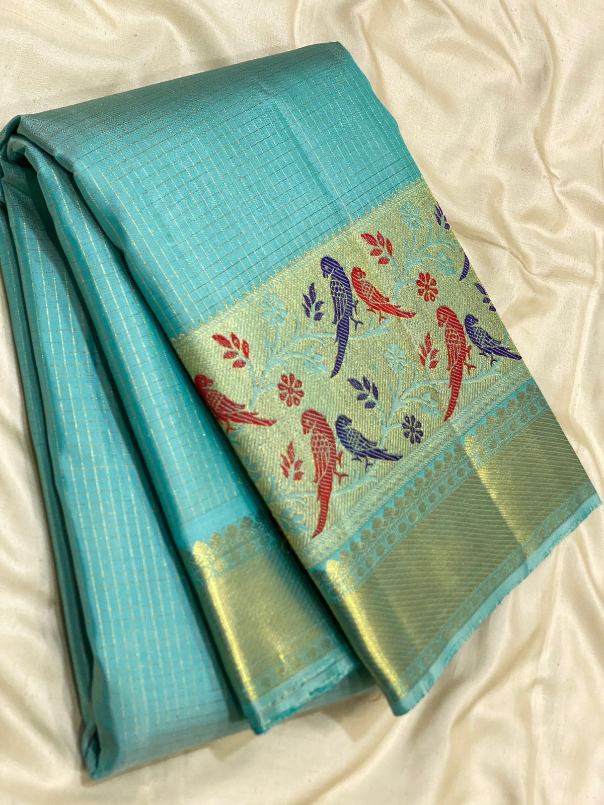 Classic Aqua 2gm Zari Paithani Vaira Oosi Checks Kanchipuram Handloom Silk Saree SS26507