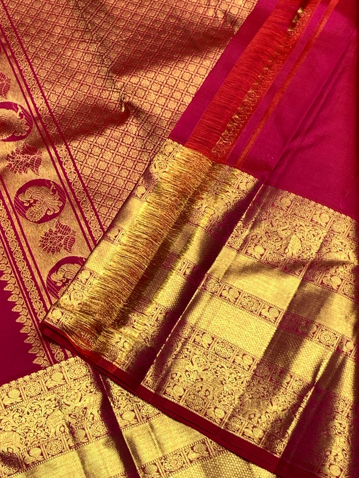 Classic Deep Pinkish Red 2gm Zari Bridal Elegance Kanchipuram Handloom Silk Saree SS24774