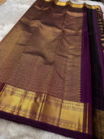 Load image into Gallery viewer, Classic Berry Plum Elegance Kanchipuram Handloom Silk Saree SS24544
