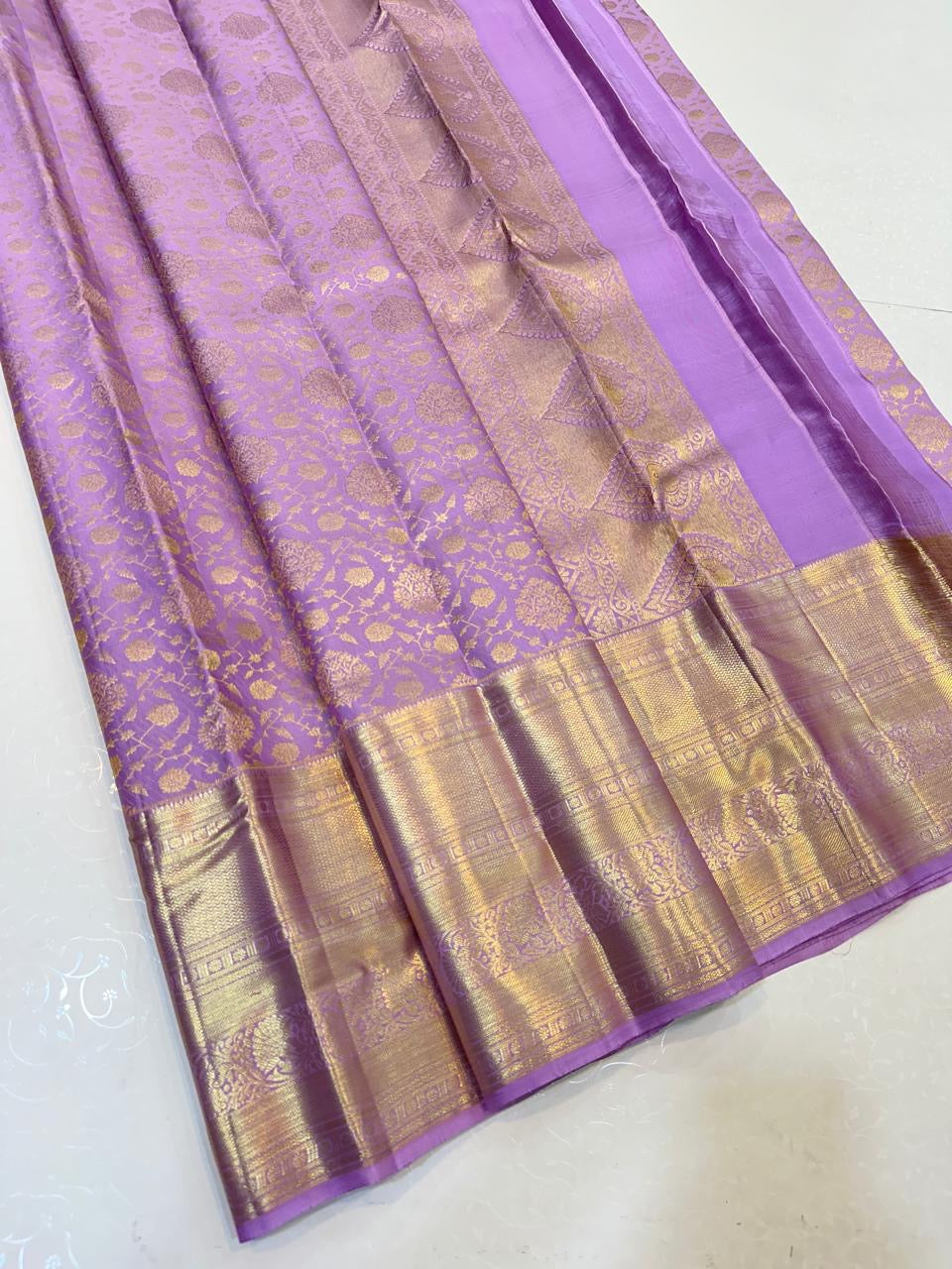 Classic Lavender Elegance Kanchipuram Handloom Silk Saree SS24694