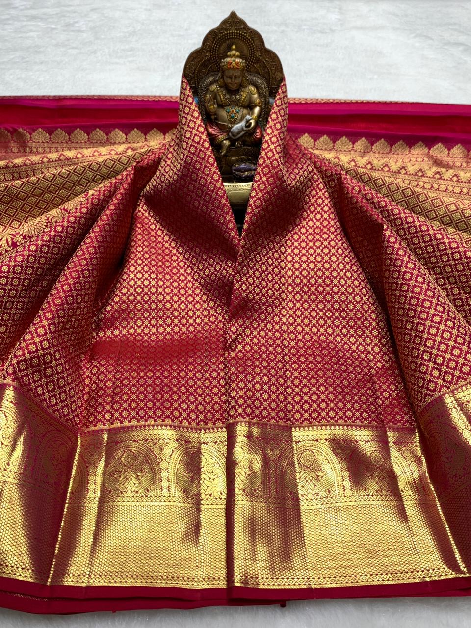 Classic Pinkish Red 2gm Zari Bridal Elegance Kanchipuram Handloom Silk Saree SS25431