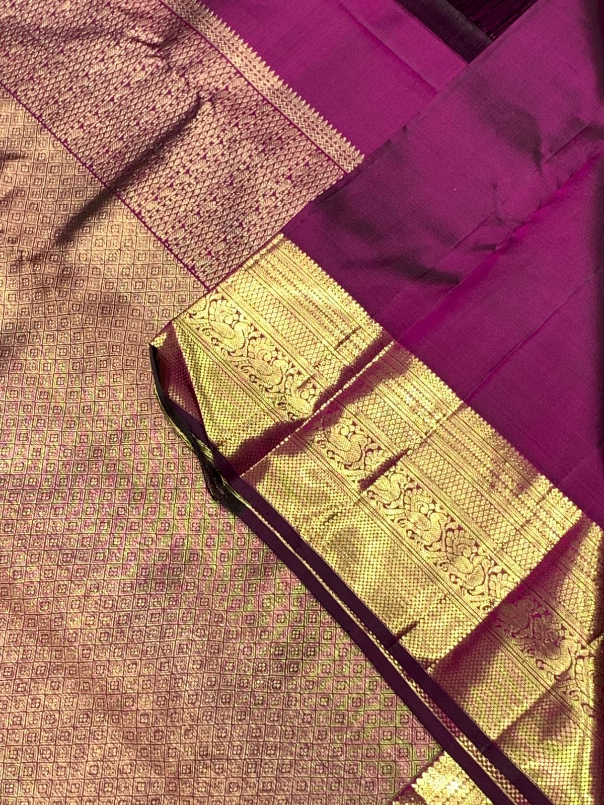 Classic Wine Red 2gm Zari Bridal Elegance Kanchipuram Handloom Silk Saree SS24103