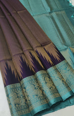 Load image into Gallery viewer, Classic Aubergine &amp; Sea Green Double Warp Elegance Handloom Soft Silk Saree SS28476
