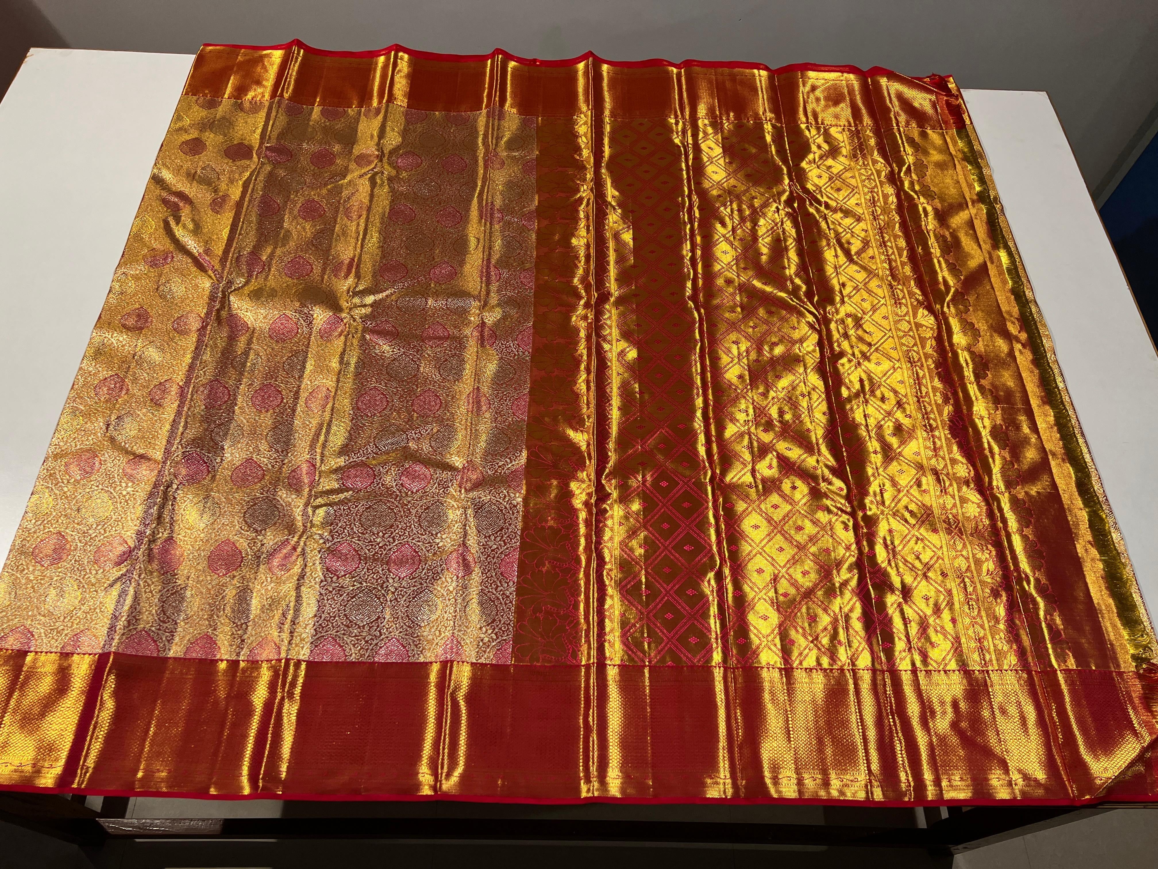 Classic Floral Gold & Chilli Red Silver 1gm Zari Bridal Elegance Kanchipuram Handloom Silk Saree SS24026