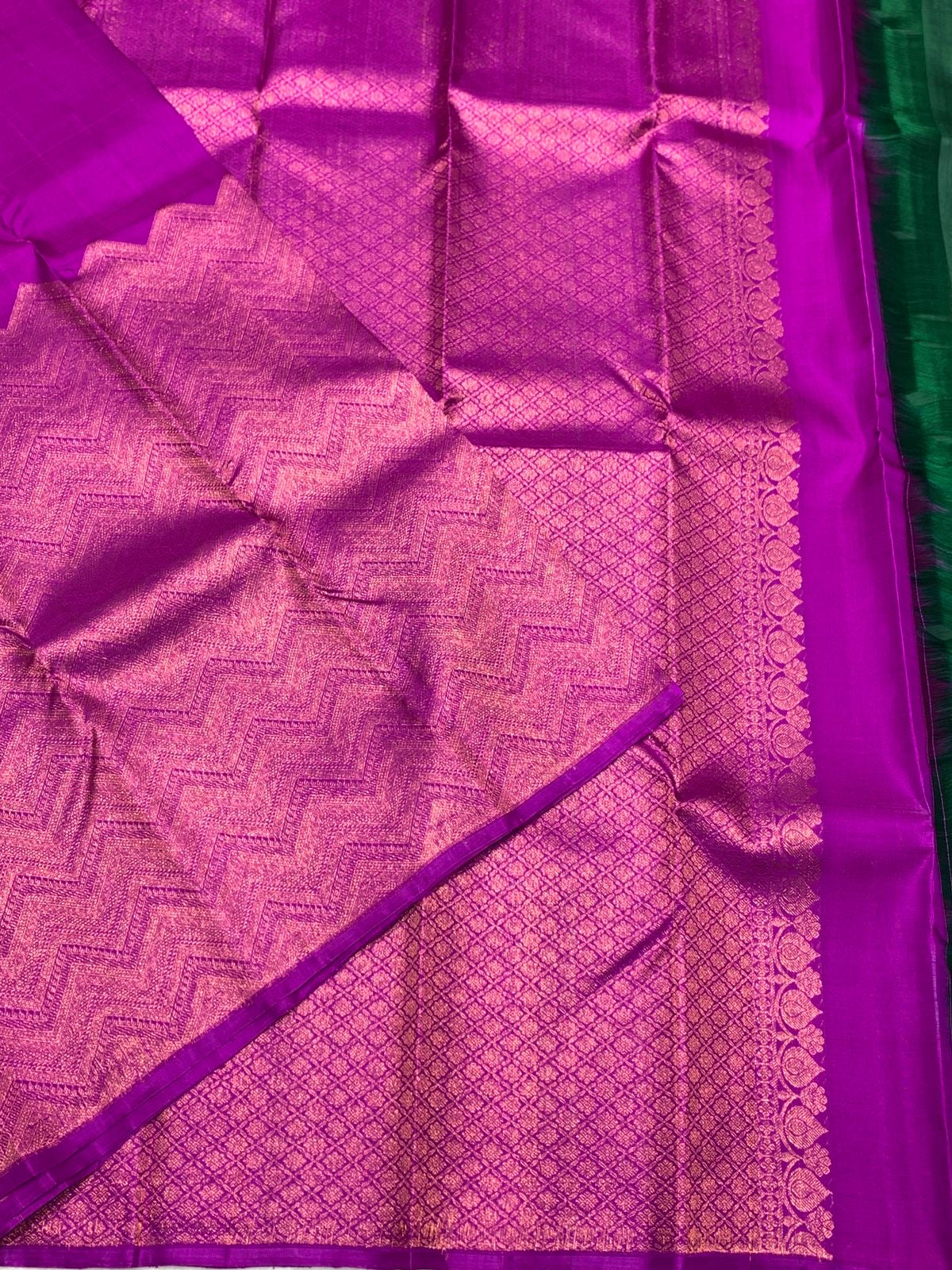 Classic Purple Violet & Pine Green 2gm Zari Elegance Kanchipuram Handloom Silk Saree SS25439