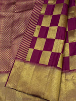 Load image into Gallery viewer, Classic Fuchsia 2gm Zari 8 Kol Elegance Kanchipuram Handloom Silk Saree SS26967
