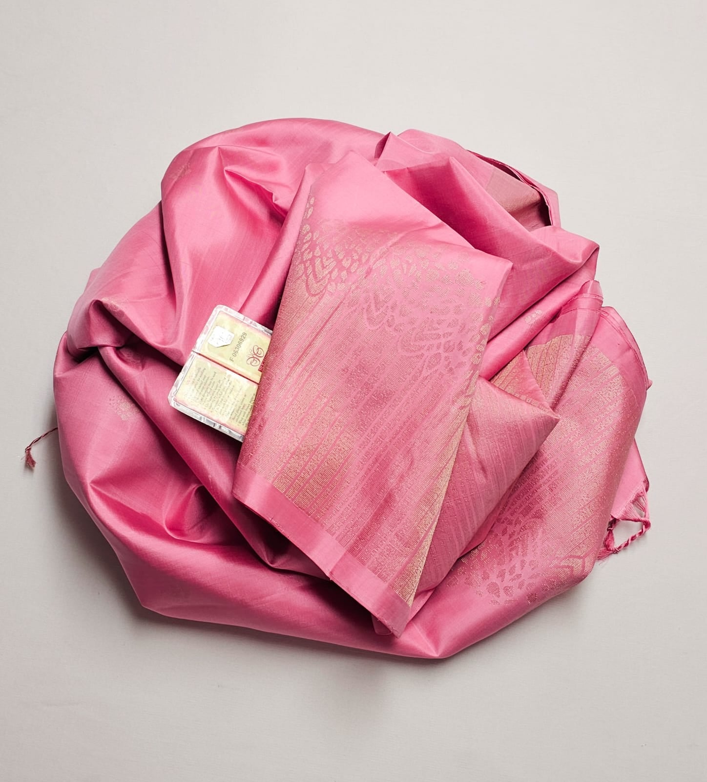 Classic Pink Elegance Handloom Soft Silk Saree SS26533