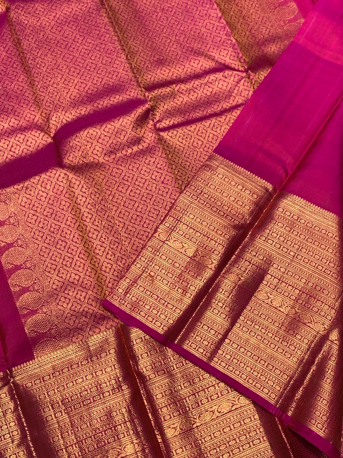 Classic Deep Pink 2gm Zari Elegance Kanchipuram Handloom Silk Saree SS24393