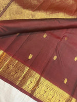 Load image into Gallery viewer, Classic Maroon &amp; Brown 1gm Zari Elegance Kanchipuram Handloom Silk Saree SS28596
