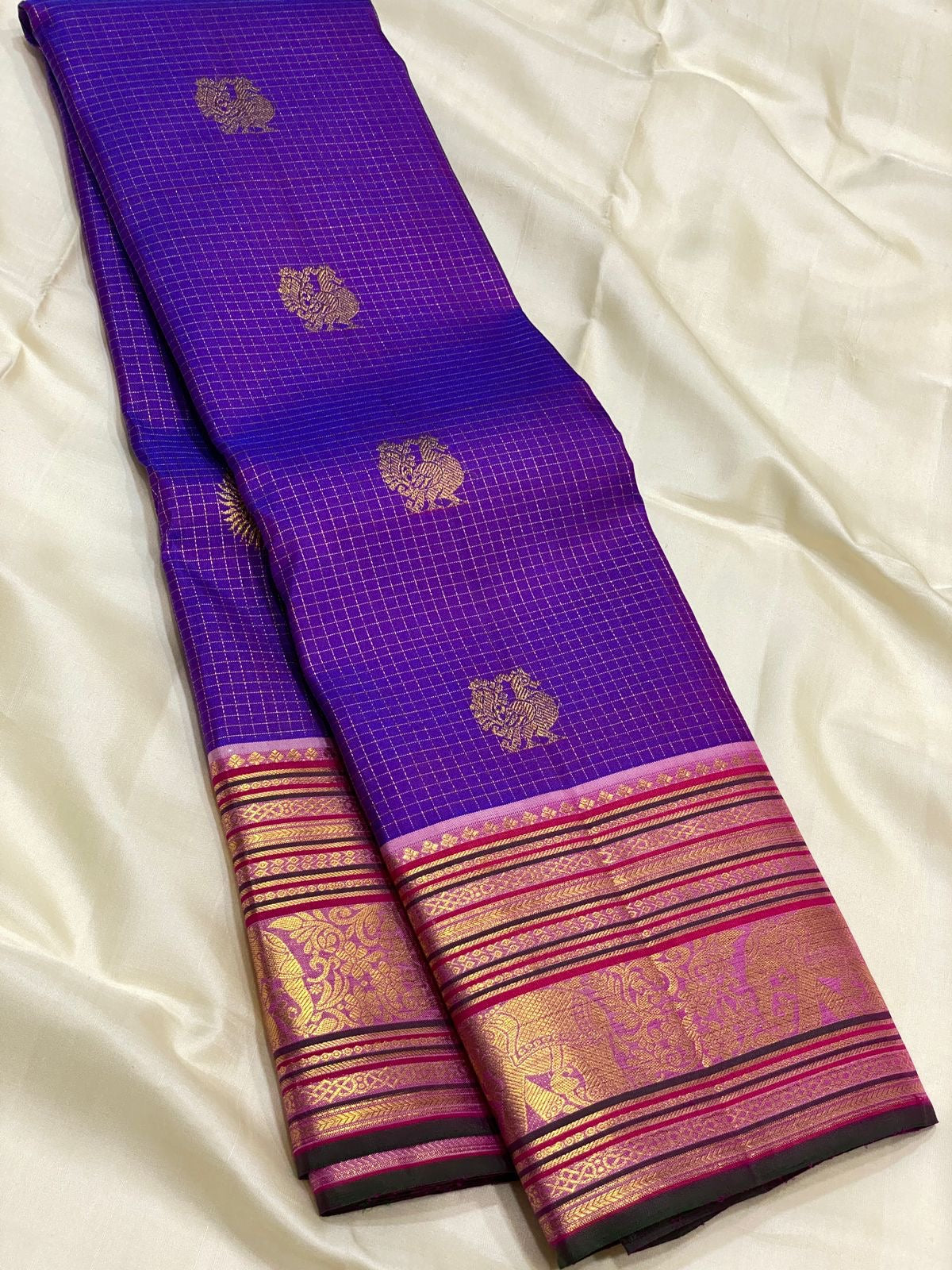 Classic Lavender 2gm Zari Vaira Oosi Elegance Kanchipuram Silk Saree SS23888