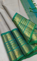 Load image into Gallery viewer, Classic Offwhite &amp; Spring Green Elegance Handloom Soft Silk Saree SS27012
