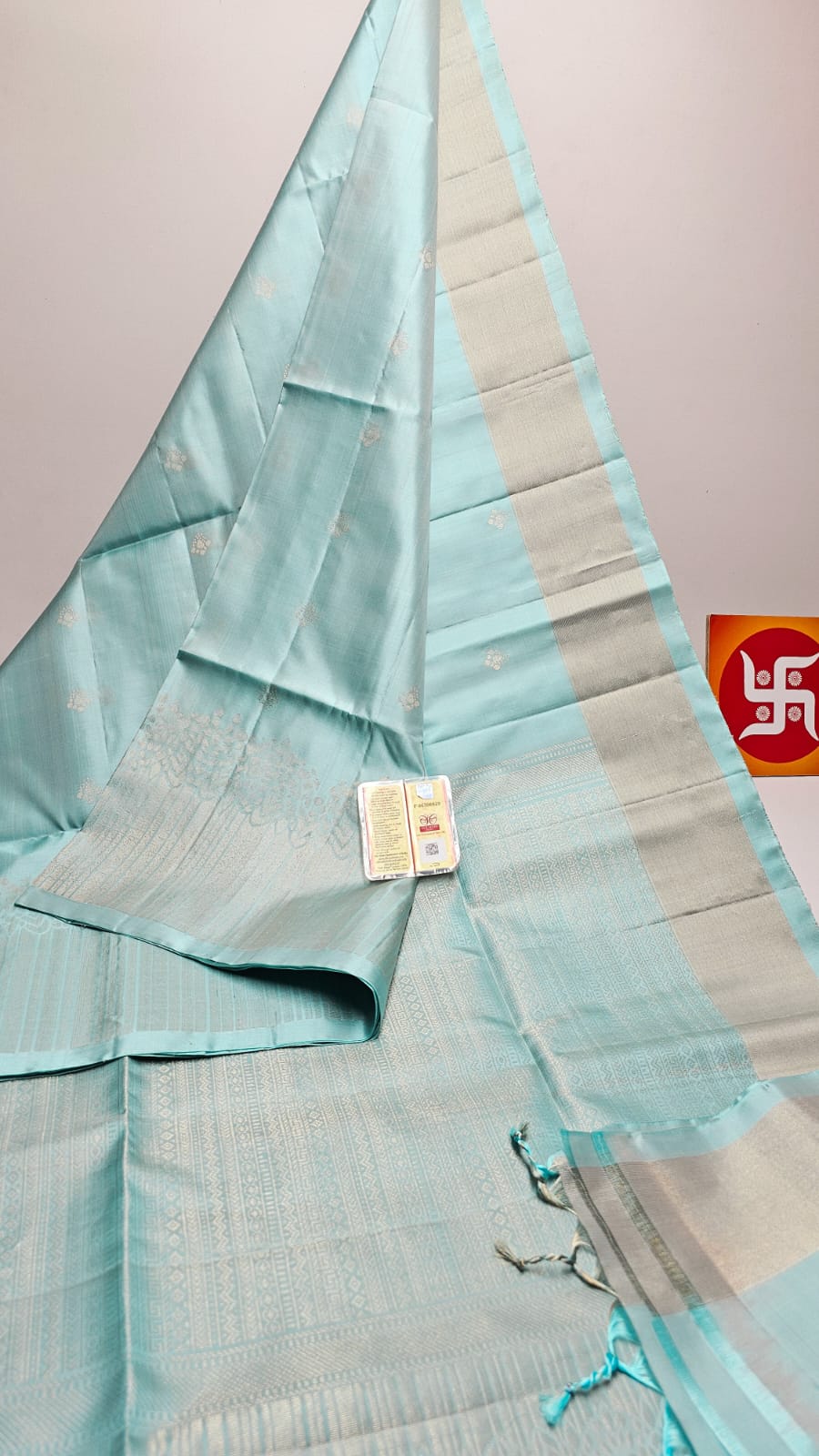 Classic Ice Blue Elegance Handloom Soft Silk Saree SS26534