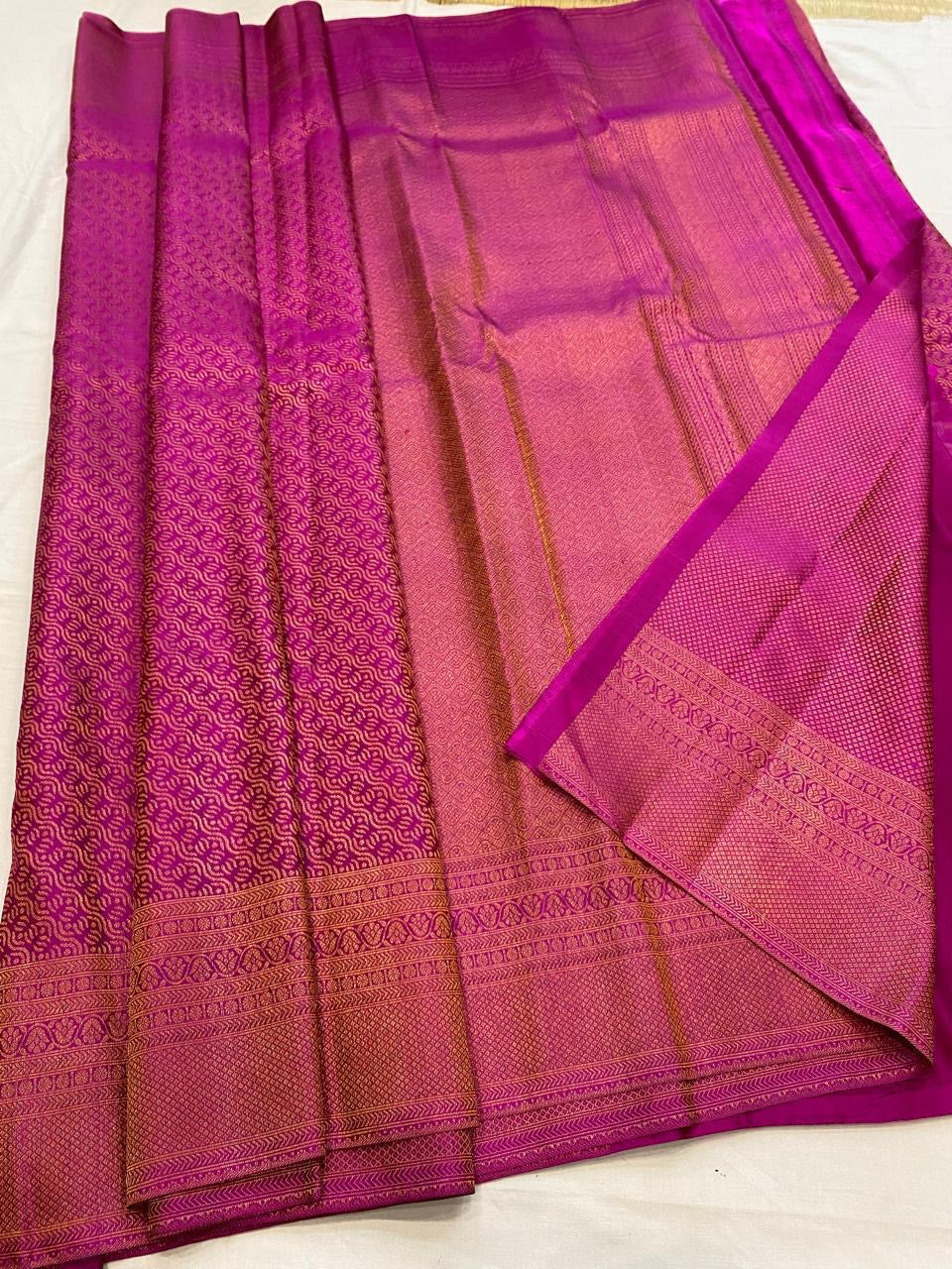 Classic Orchid Purple Edge to Edge 2gm Zari Brocade Bridal Elegance Kanchipuram Handloom Silk Saree SS25760